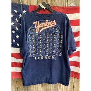 Vintage Y2K Navy blue New York Yankees baseball tee Size XL by Majestic